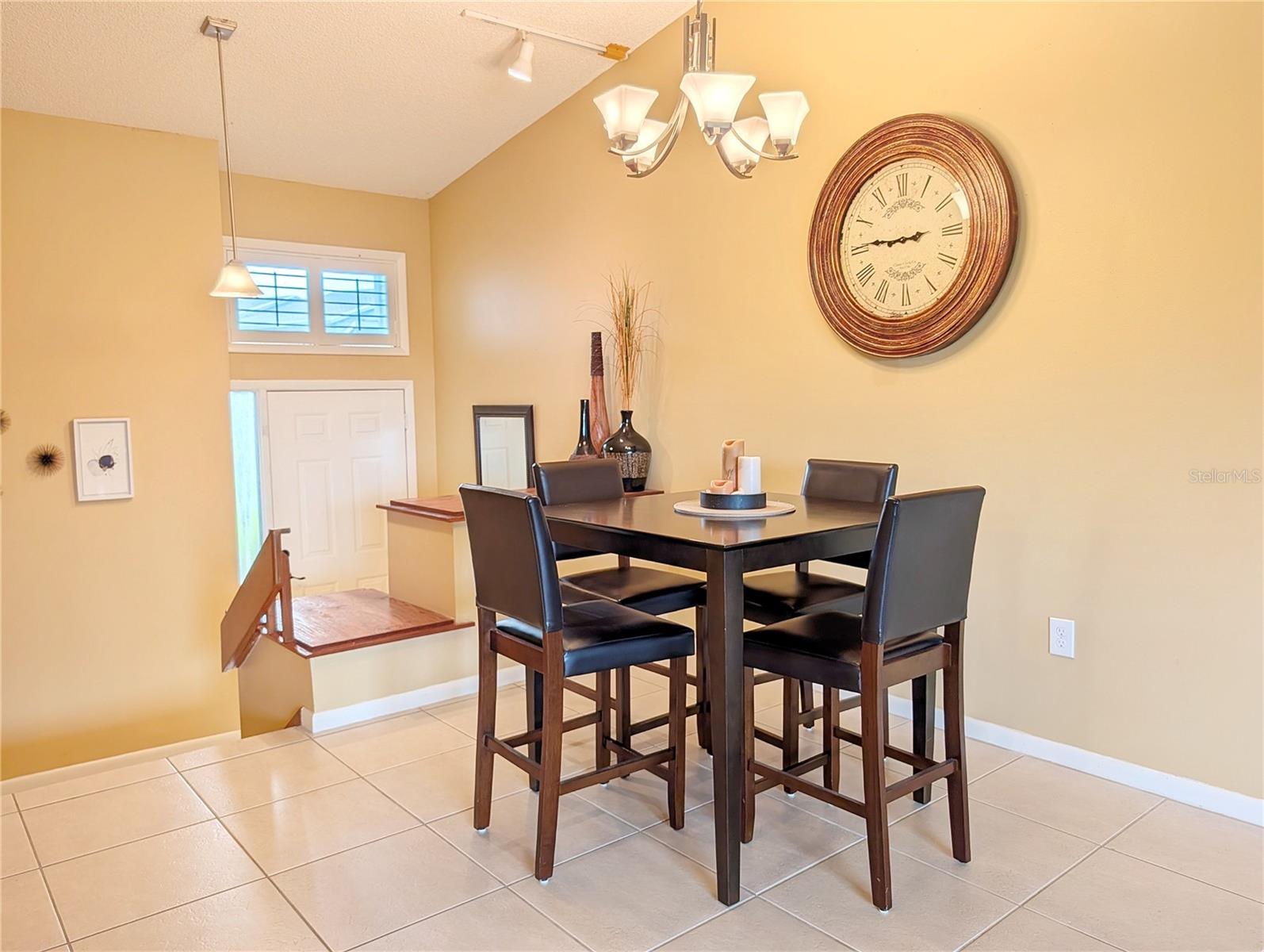WEDGEWOOD COMMONS - Residential