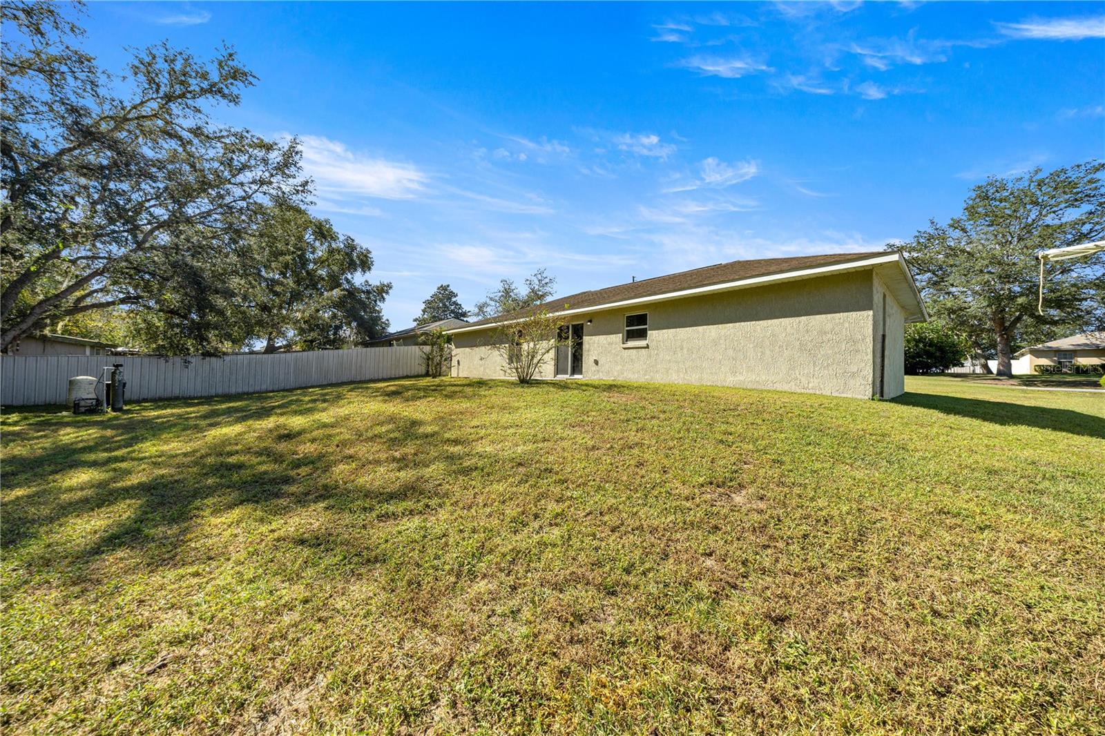 SILVER SPGS SHORES UN 20 - Residential