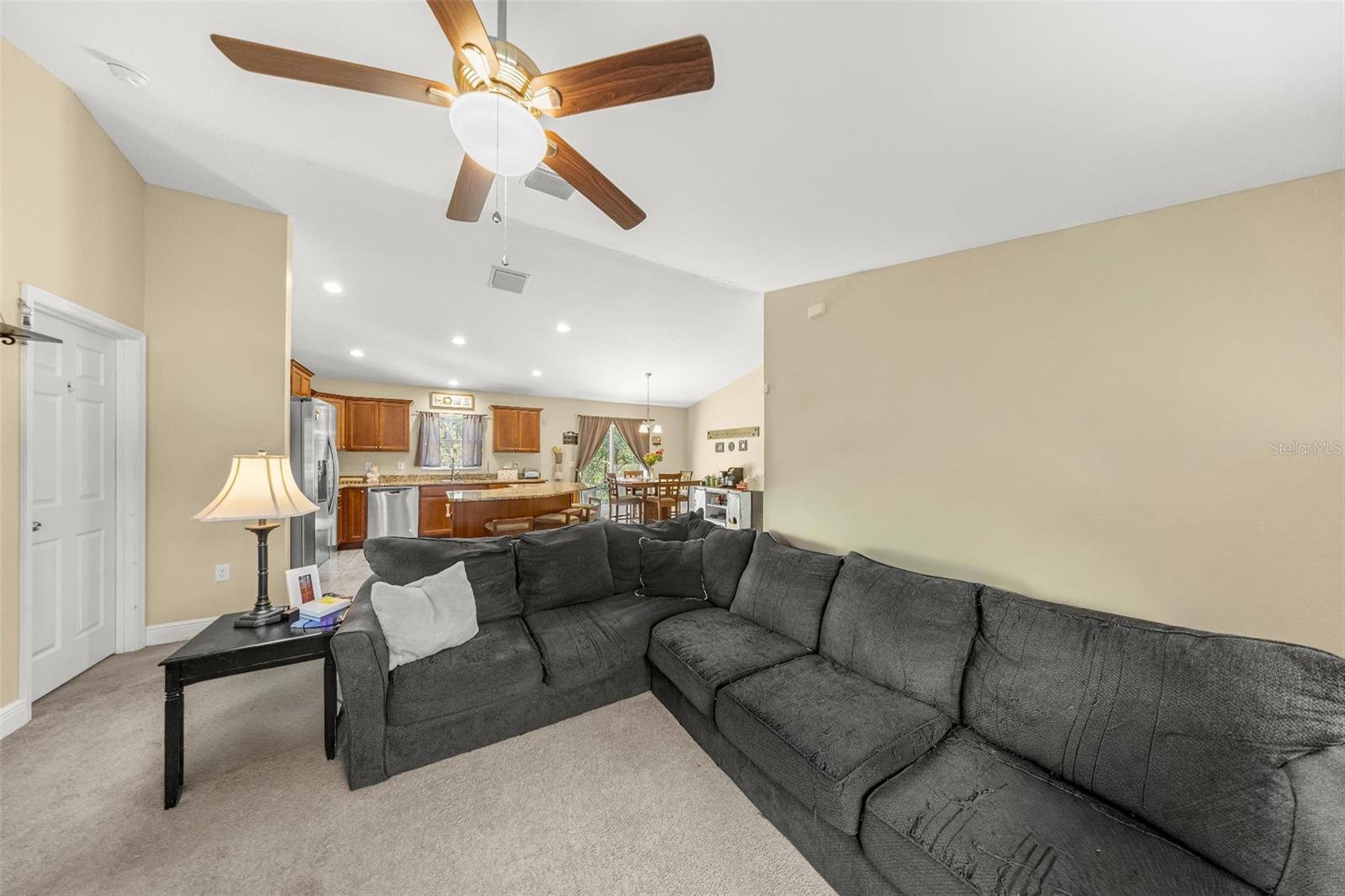 SILVER SPGS SHORES UN 20 - Residential