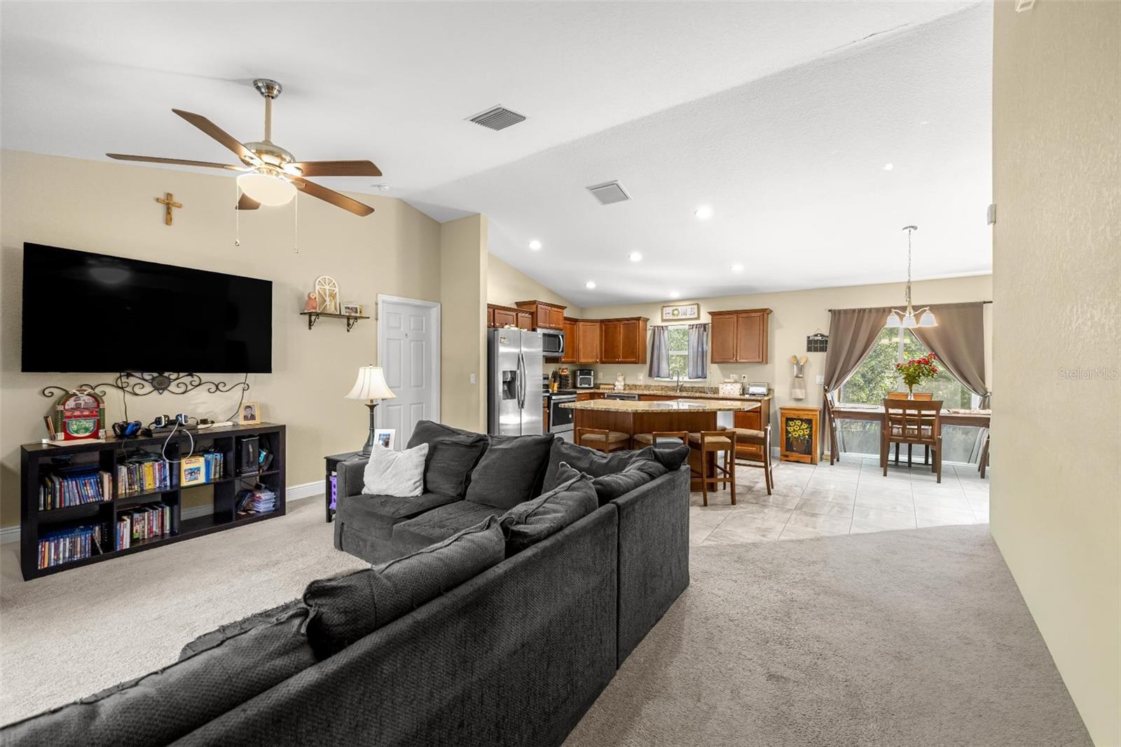 SILVER SPGS SHORES UN 20 - Residential