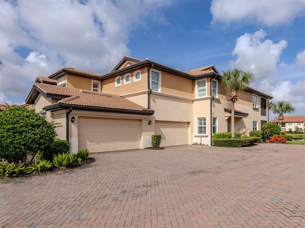 Photo of 141 Bella Vista Terrace #34B, North Venice, FL 34275 (MLS # N6139573)