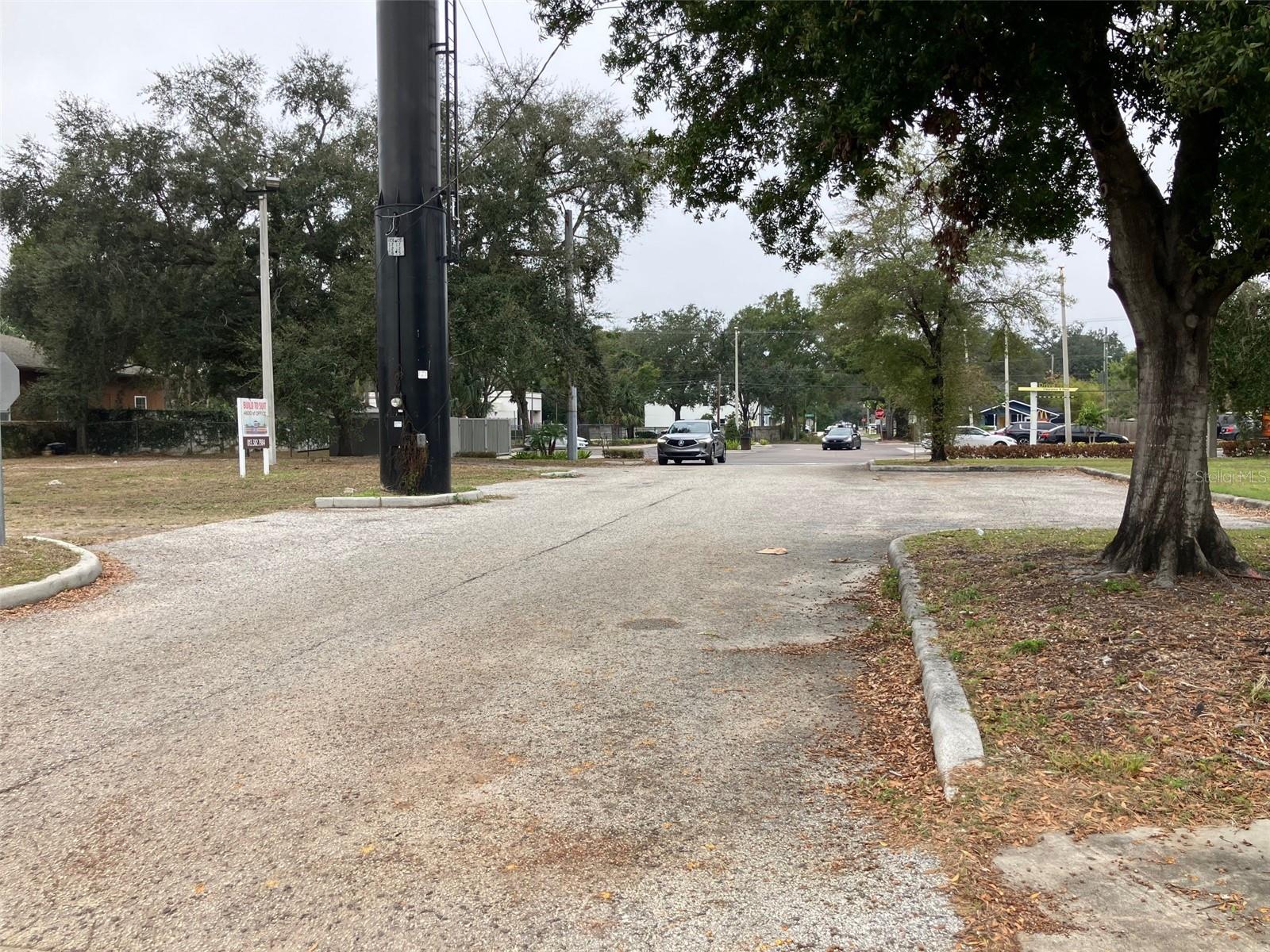 3900 N MARGUERITE AVENUE