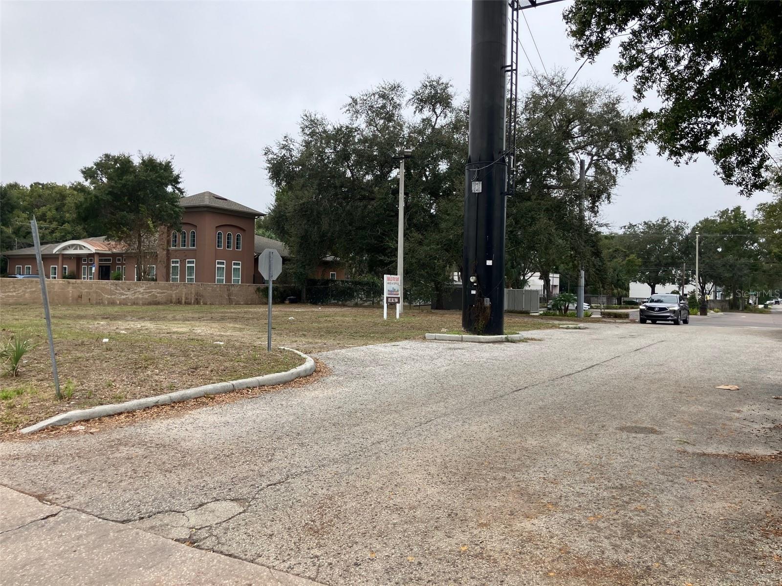 3900 N MARGUERITE AVENUE