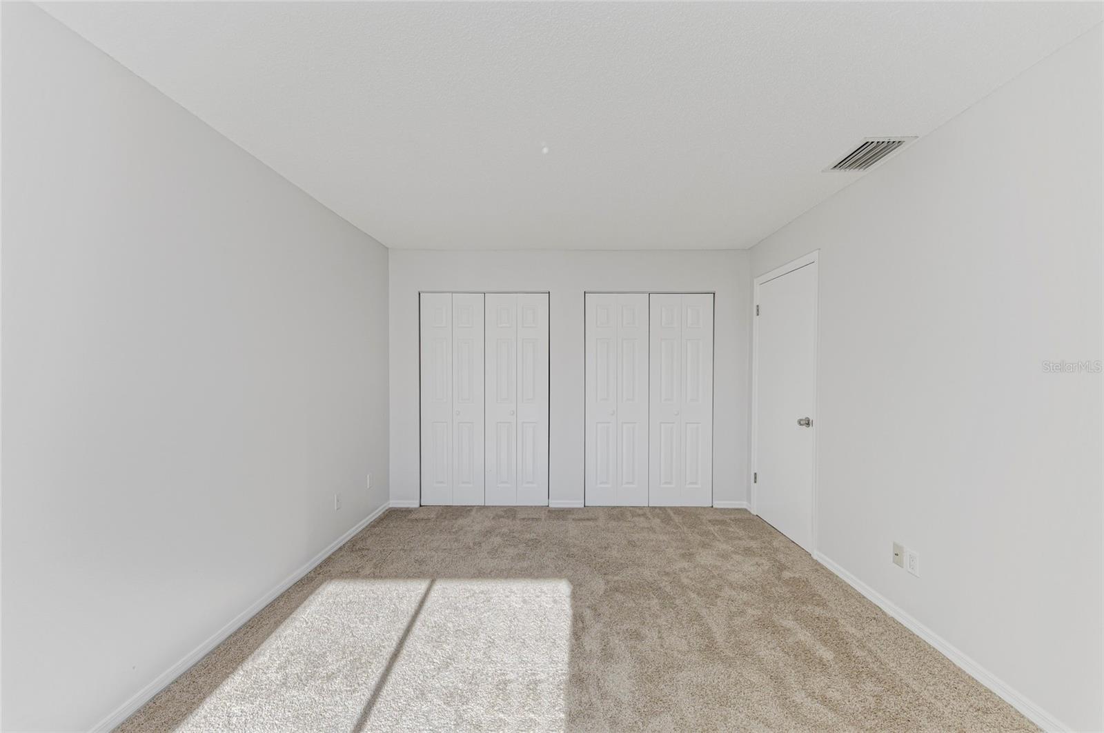 VINTAGE GRAND - Residential