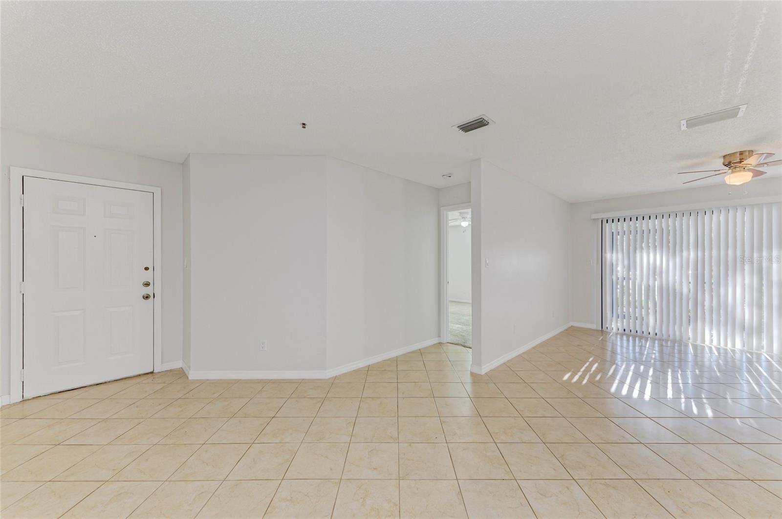 VINTAGE GRAND - Residential