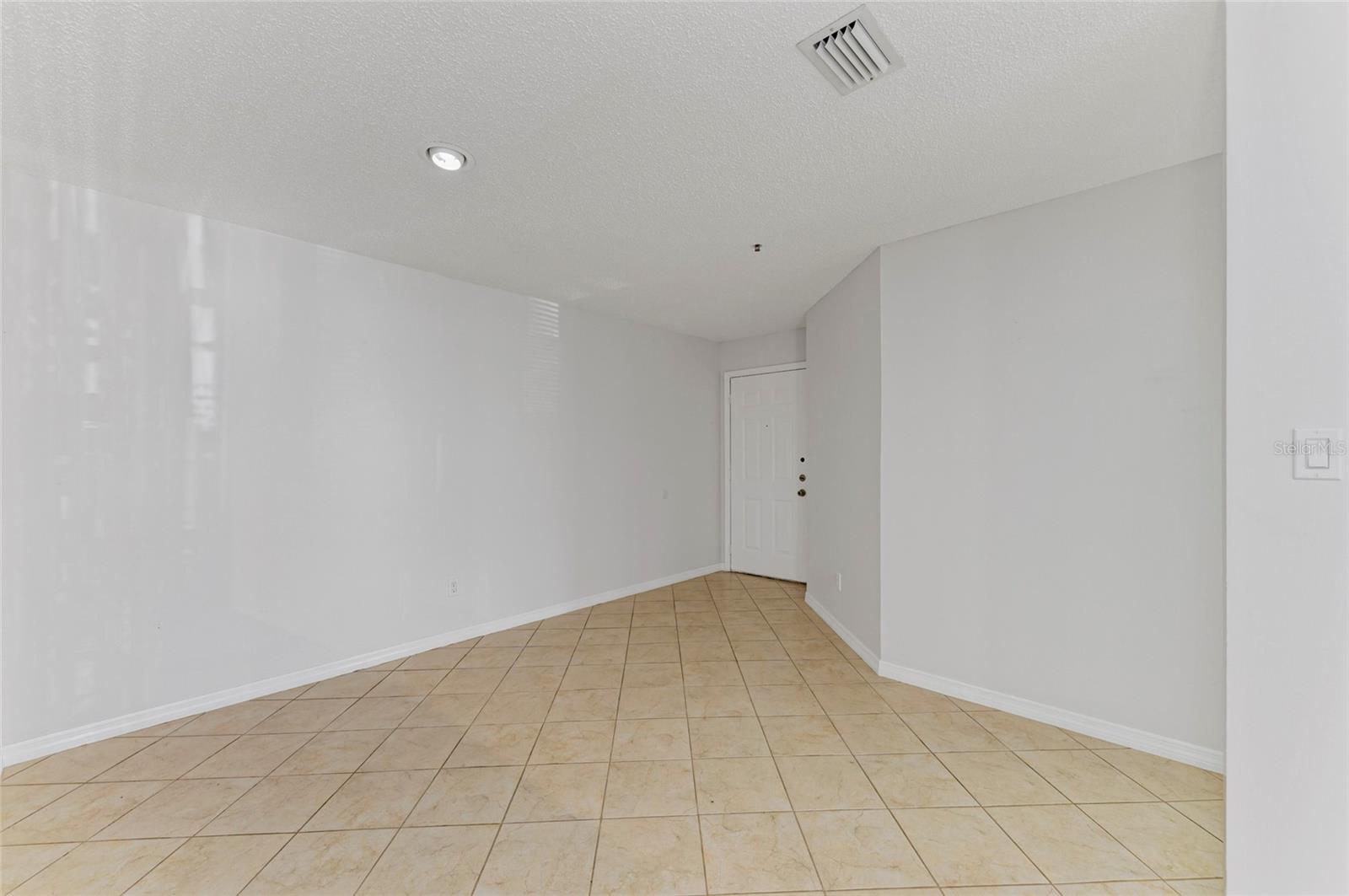 VINTAGE GRAND - Residential