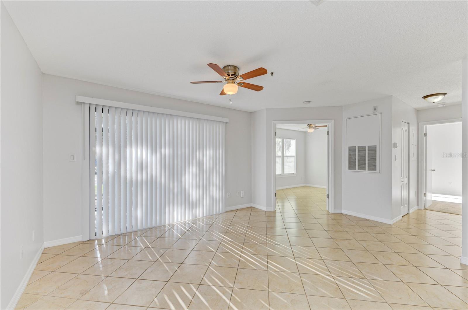 VINTAGE GRAND - Residential