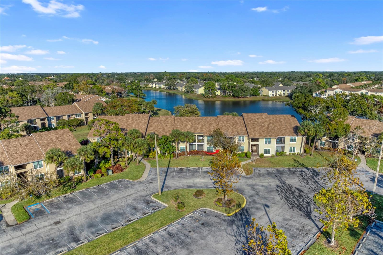 VINTAGE GRAND - Residential