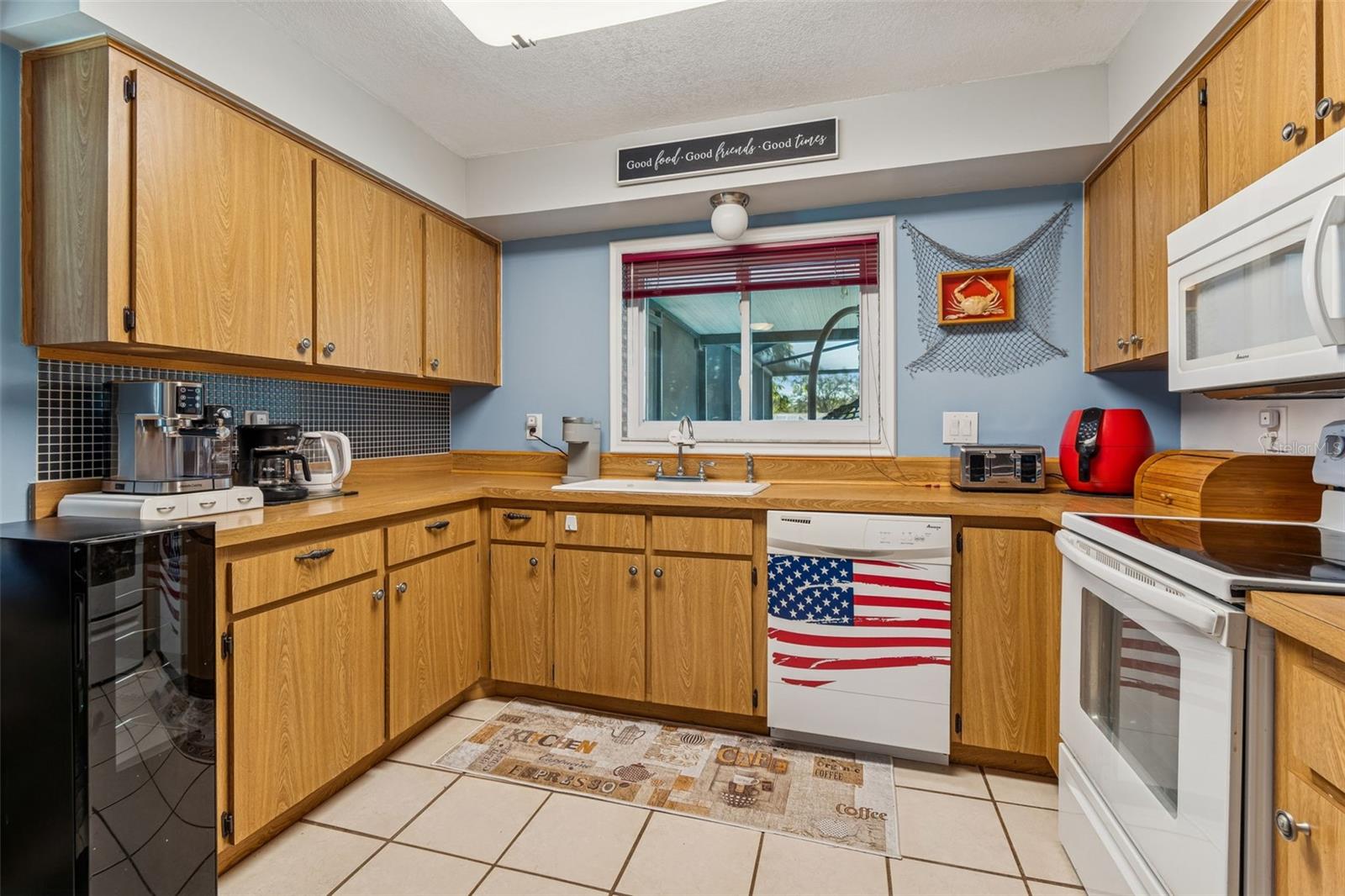 CARROLLWOOD SPGS UNIT 2 - Residential
