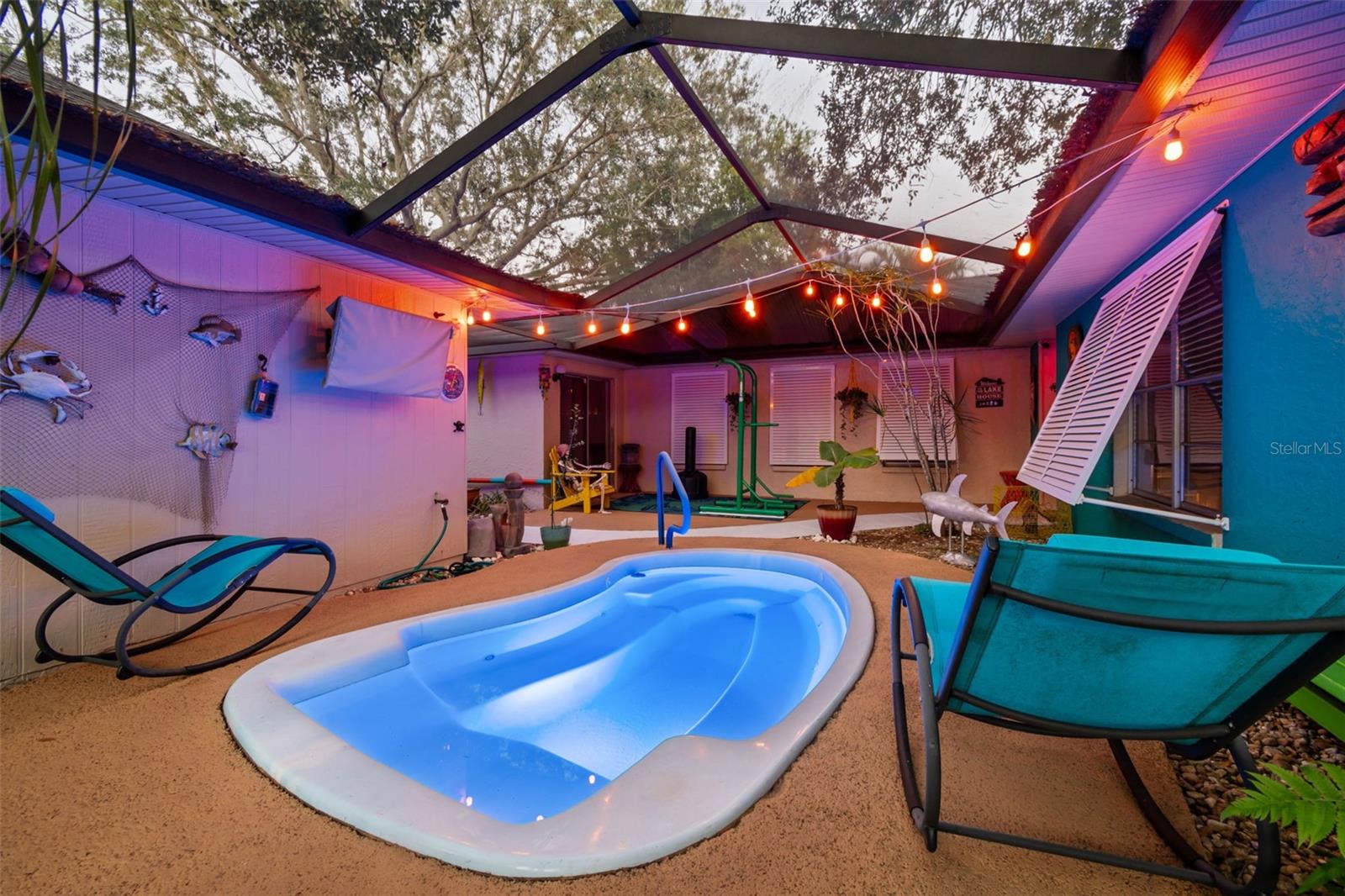 CARROLLWOOD SPGS UNIT 2 - Residential