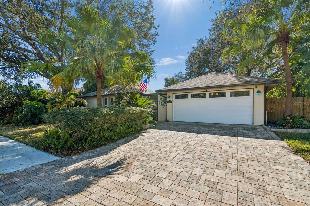 Photo of 4110 W Bank Avenue, Tampa, FL 33624 (MLS # TB8467650)