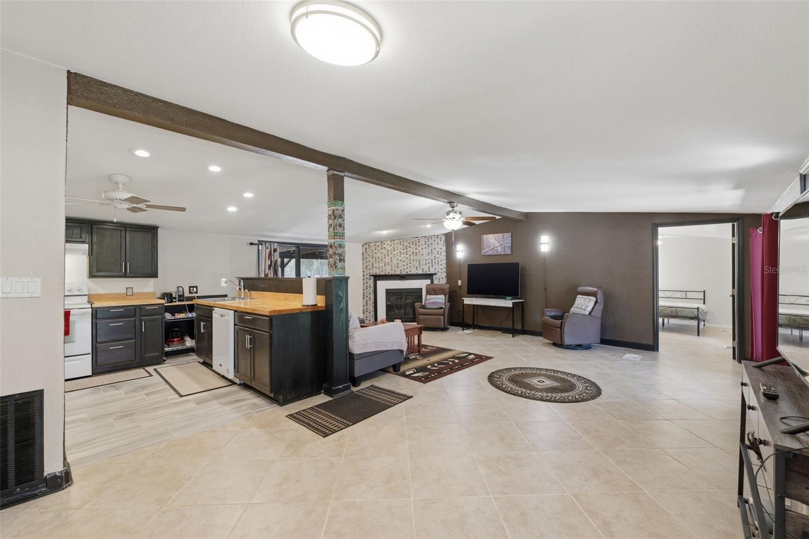 STOKES COVE LAKE UNREC - Residential