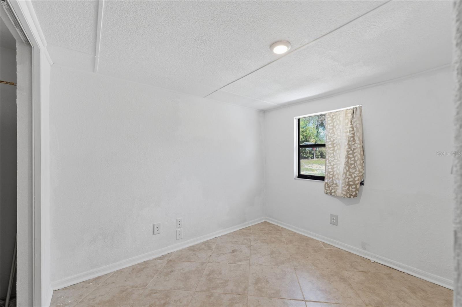 STOKES COVE LAKE UNREC - Residential