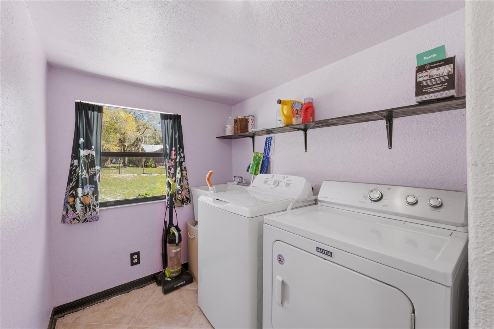 STOKES COVE LAKE UNREC - Residential