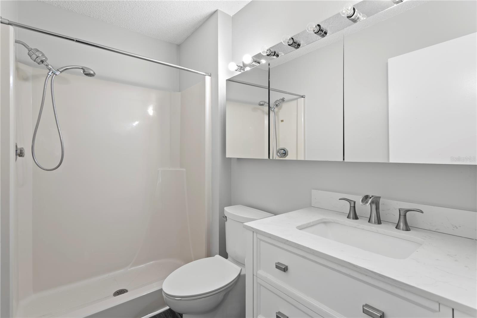 SUNNYBROOK CONDO 06 - Residential