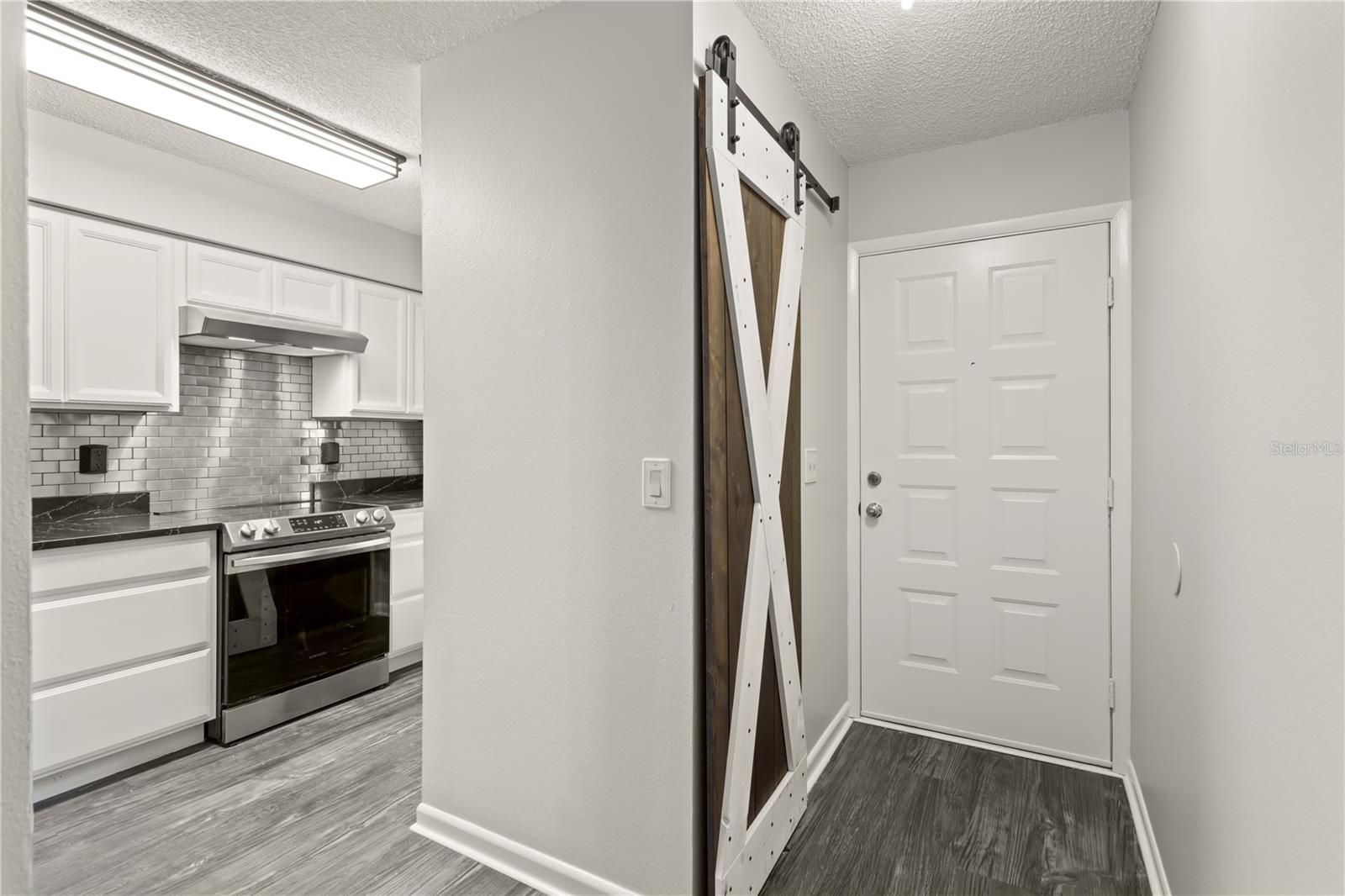 SUNNYBROOK CONDO 06 - Residential