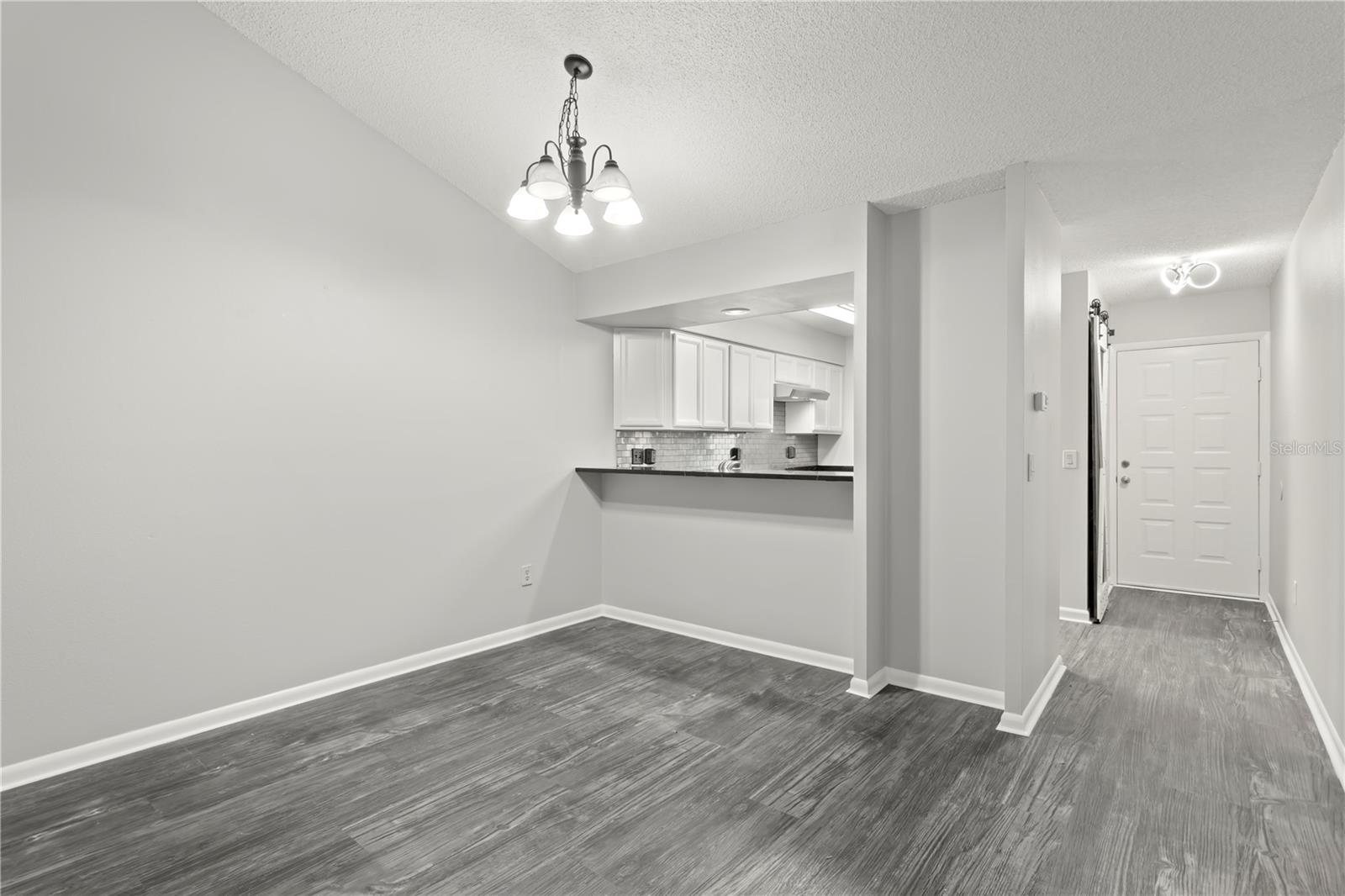 SUNNYBROOK CONDO 06 - Residential