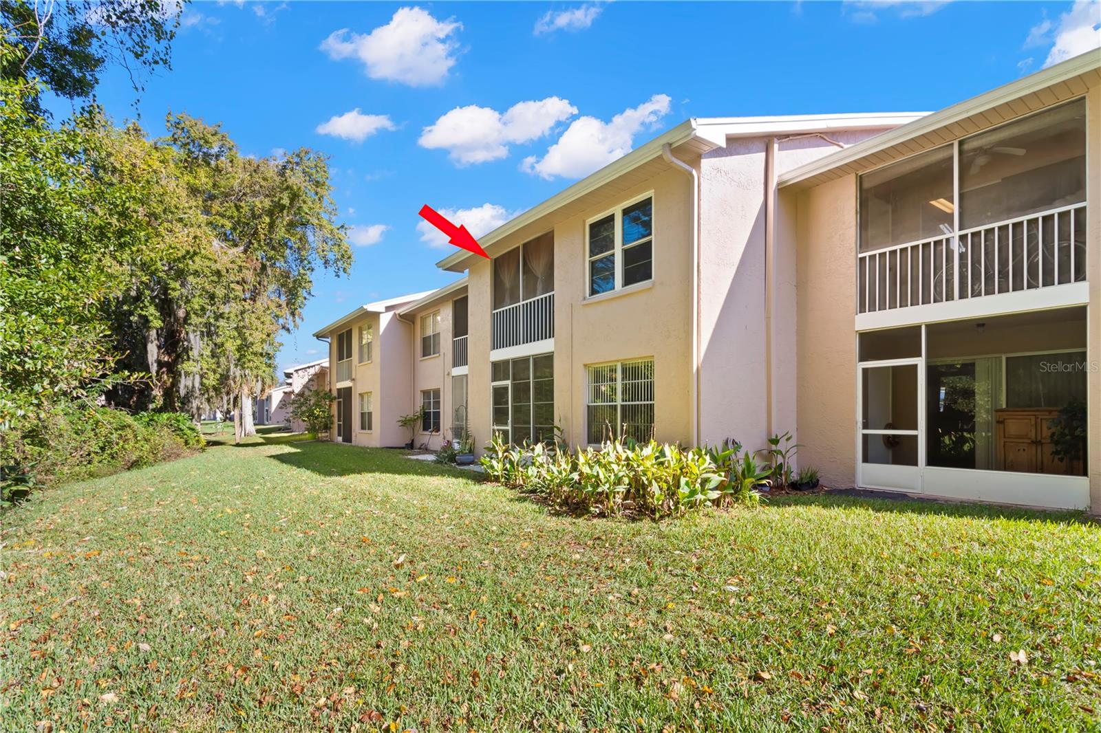 SUNNYBROOK CONDO 06 - Residential