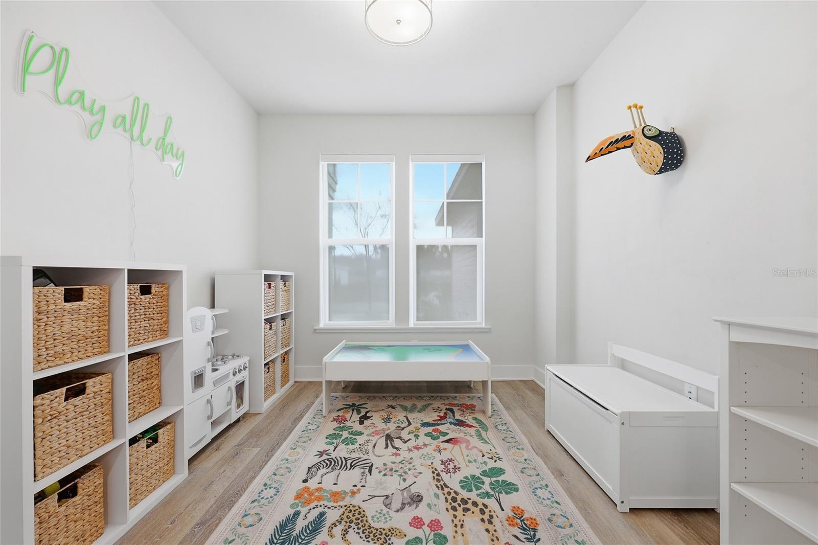 LAUREATE VILLAGE PH I UNIT I PB 37 PG 26 - Residential Lease