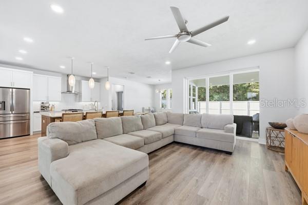 LAUREATE VILLAGE PH I UNIT I PB 37 PG 26 - Residential Lease