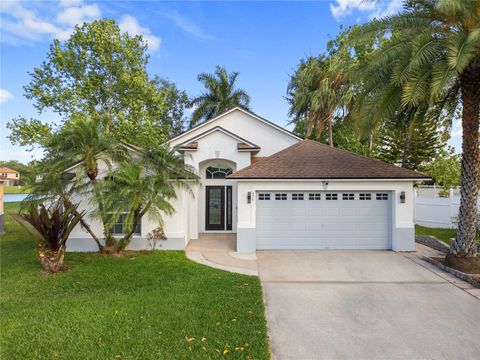 Photo of 655 Eagle Pointe South, Kissimmee, FL 34746 (MLS # O6300153)