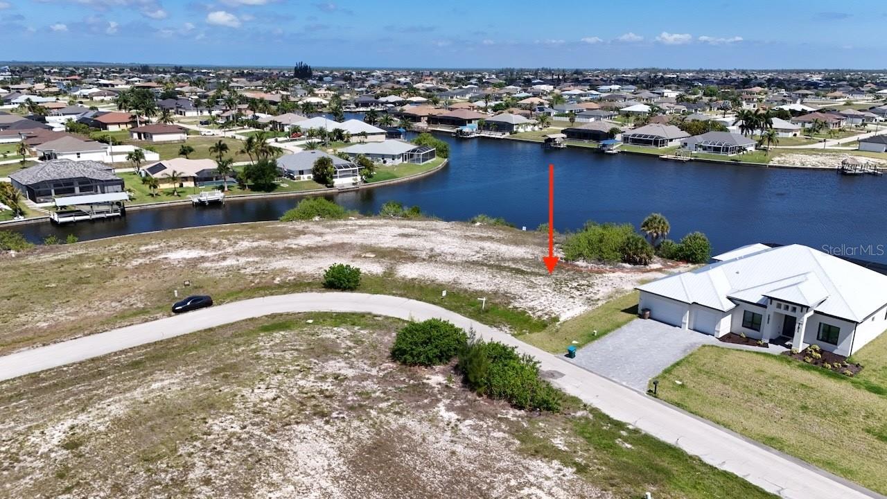 CAPE CORAL - Land