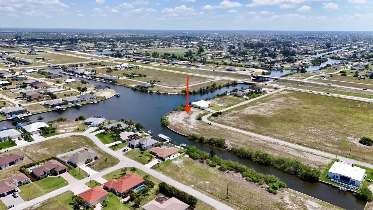 CAPE CORAL - Land