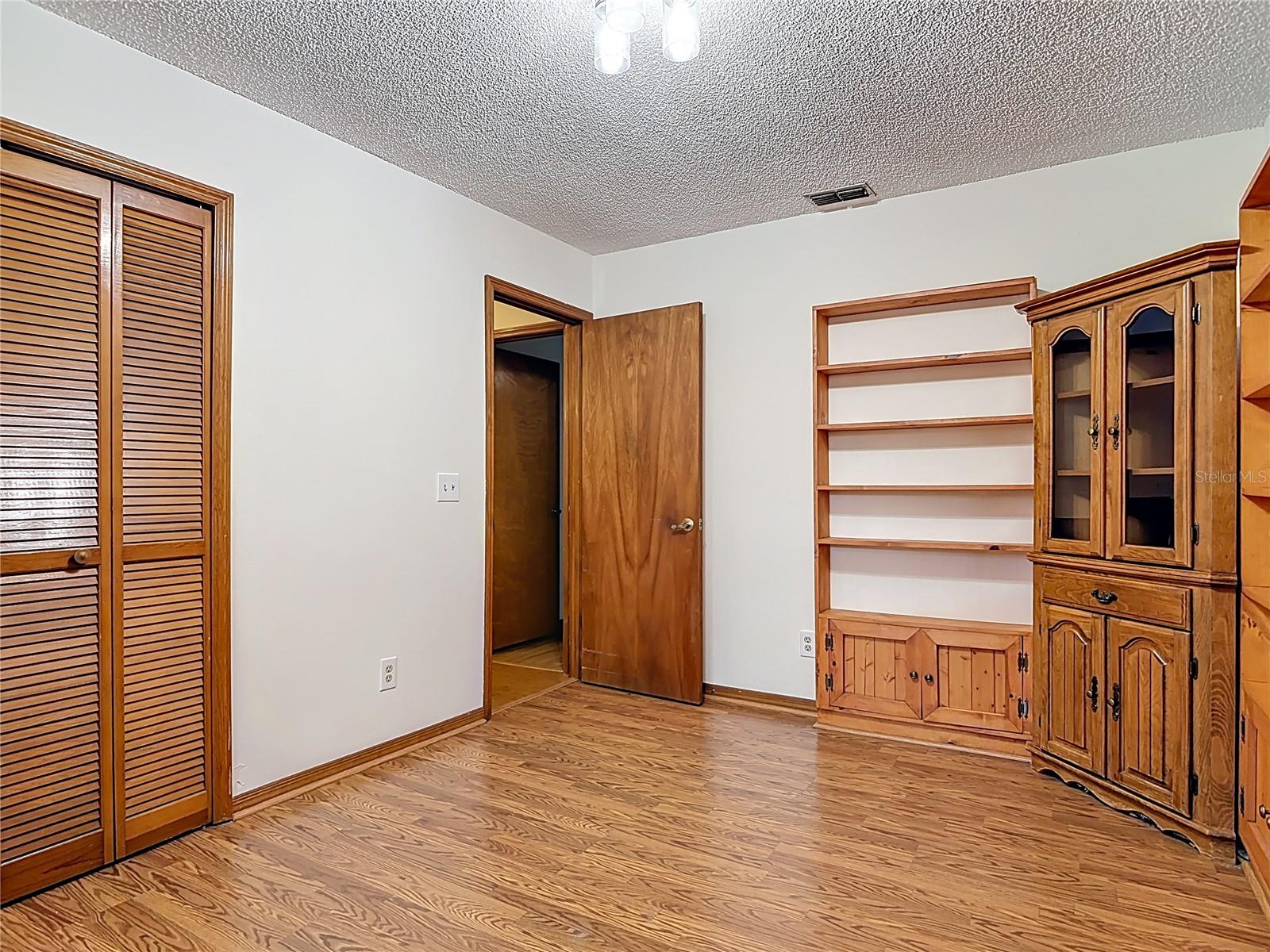 DELTONA LAKES UNIT 32 - Residential