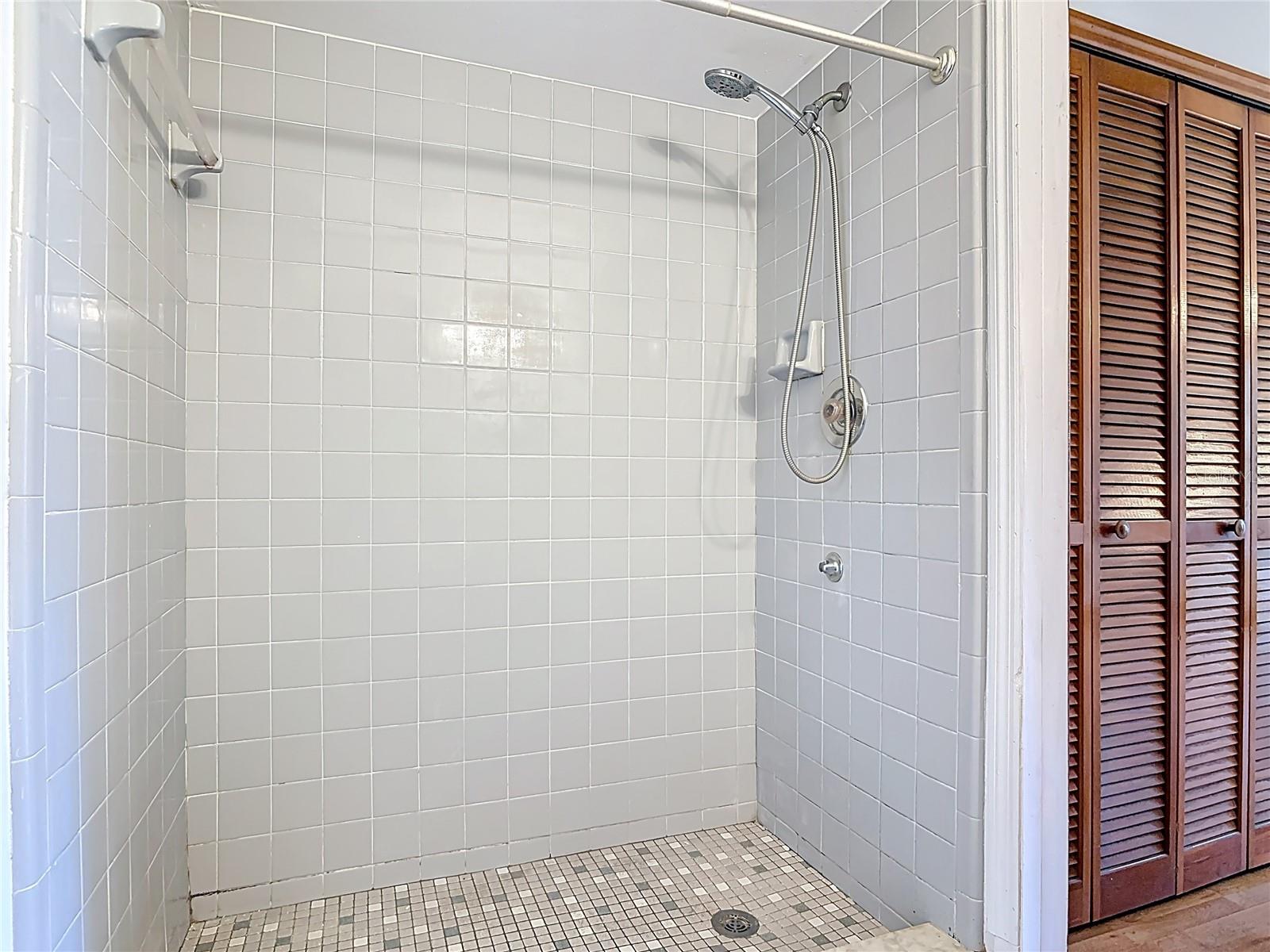 DELTONA LAKES UNIT 32 - Residential