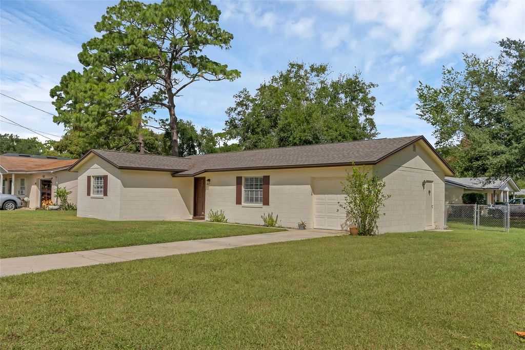 Photo of 735 Land Avenue, Longwood, FL 32750 (MLS # O6326684)