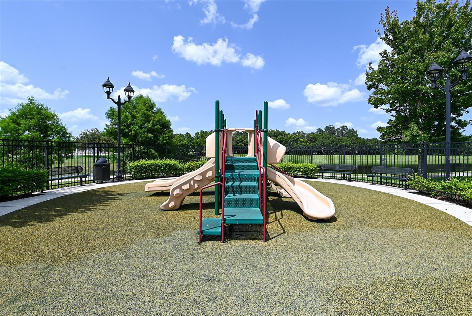 CROSSCREEK PH I SUBPH B & C - Residential