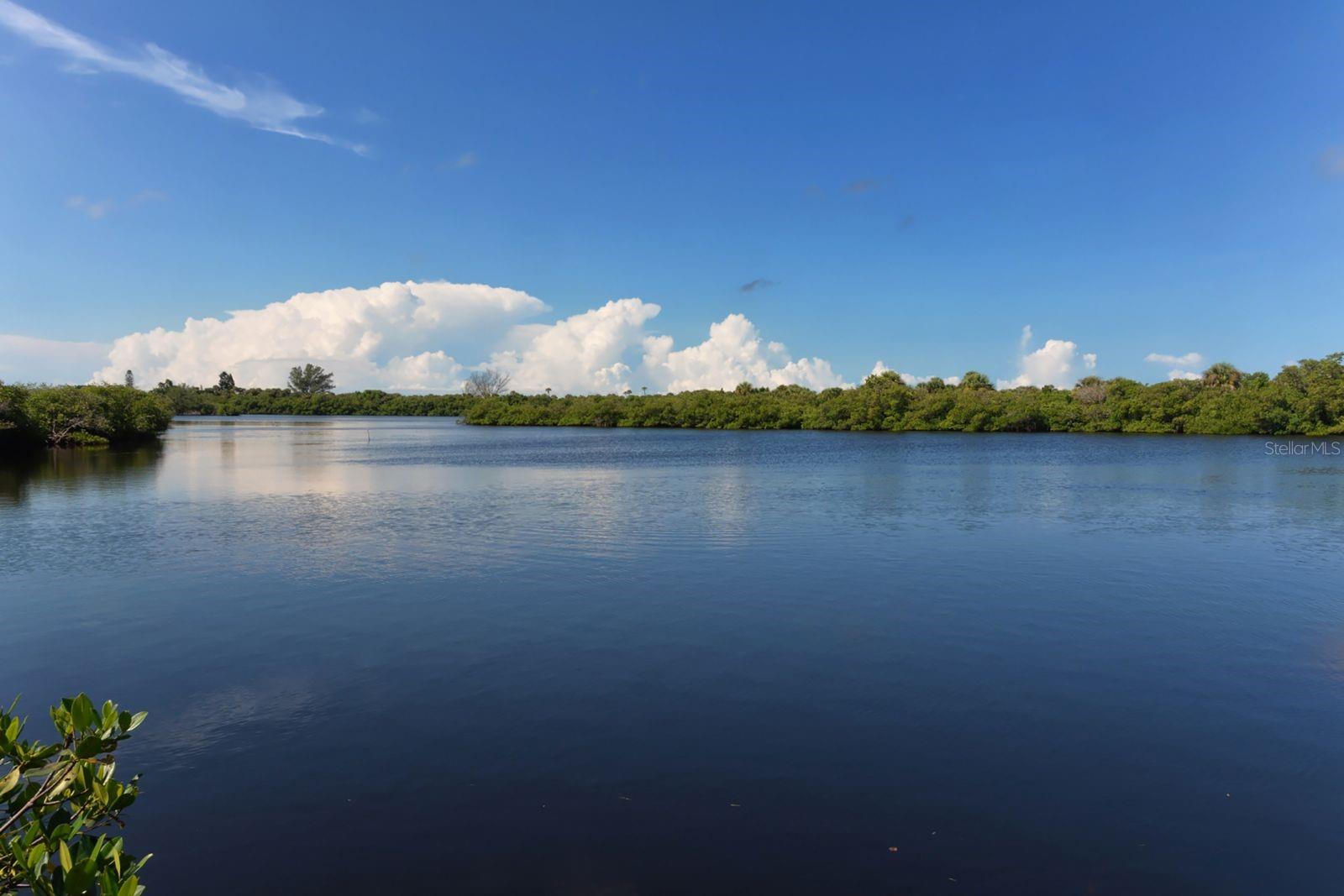 SOUTH VENICE - Residential