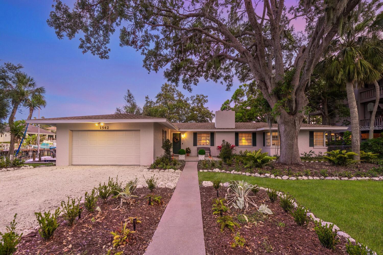 BAY POINT PARK - Residential