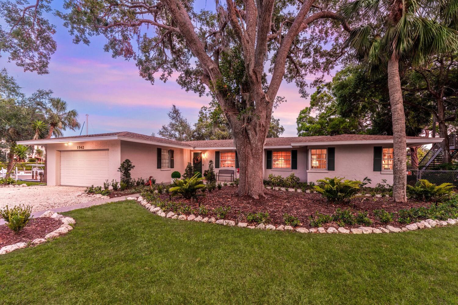 BAY POINT PARK - Residential