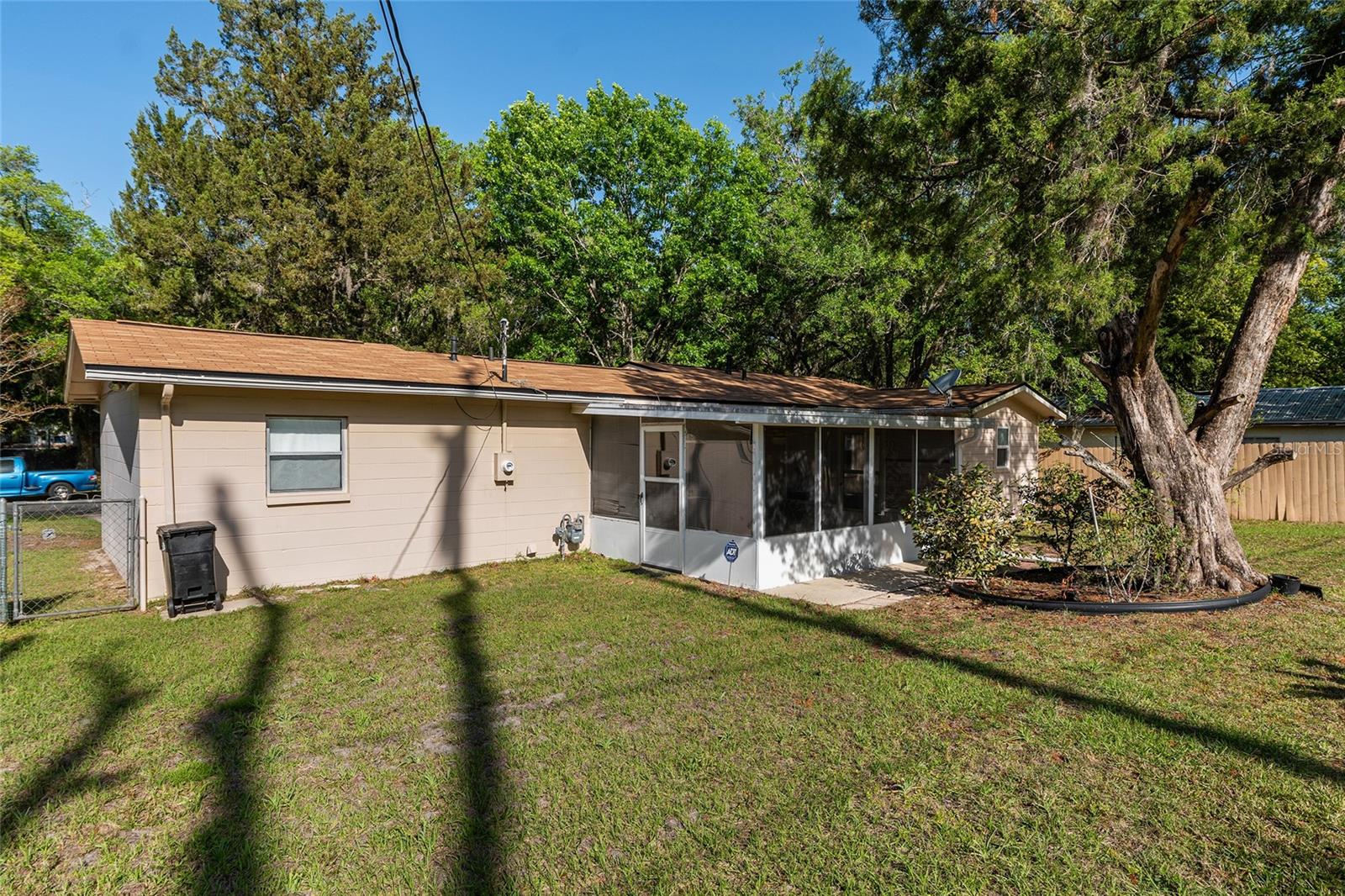 HIGHLAND COURT MANOR - Residential