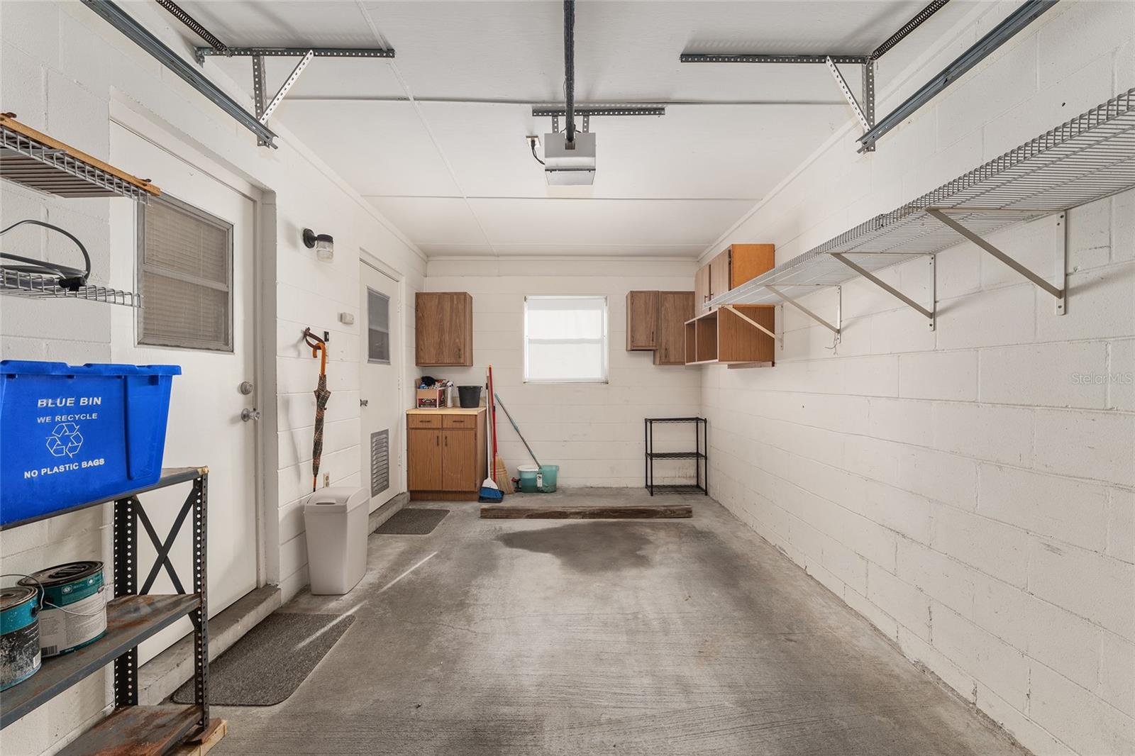 HIGHLAND COURT MANOR - Residential