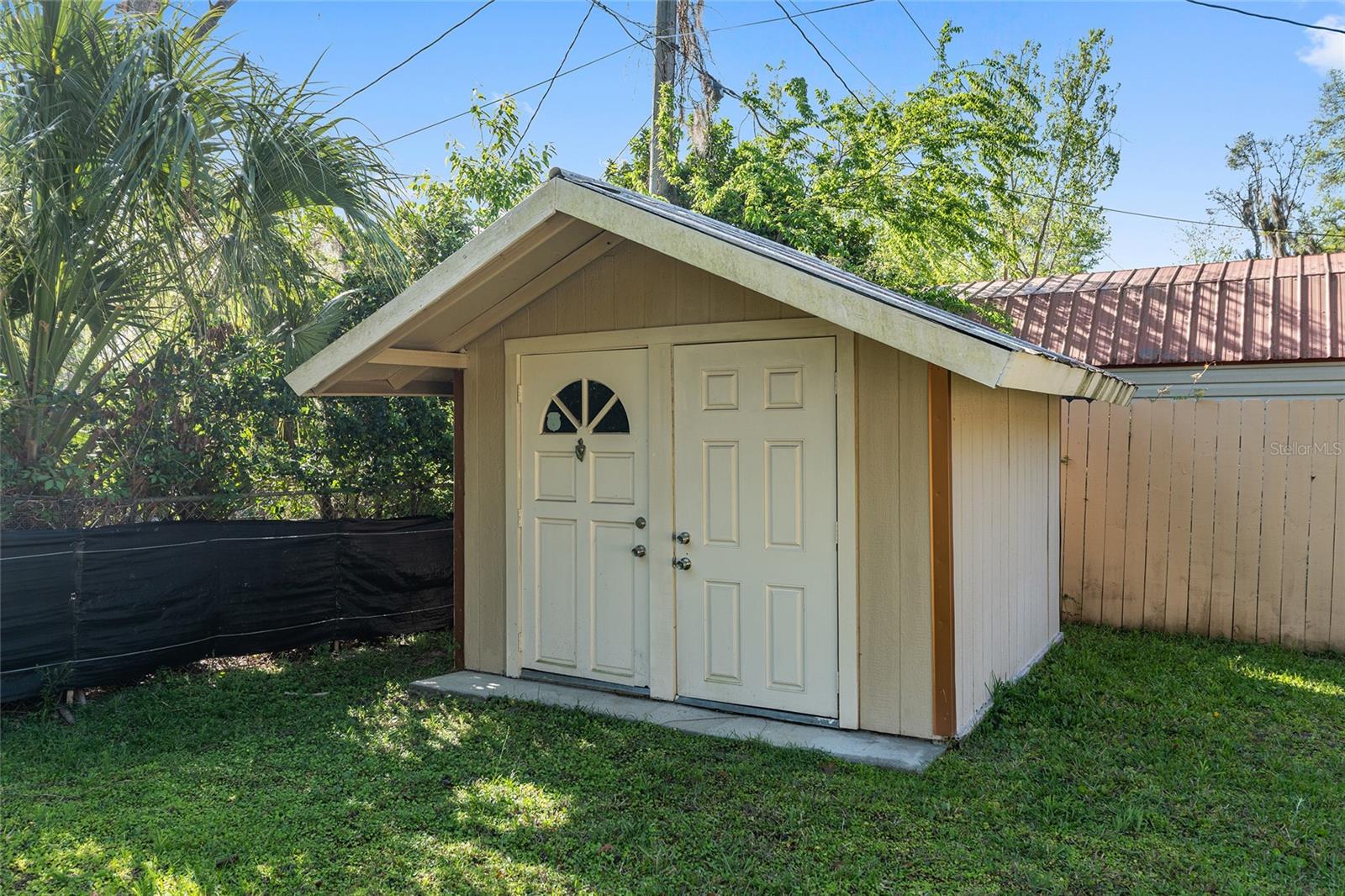 HIGHLAND COURT MANOR - Residential