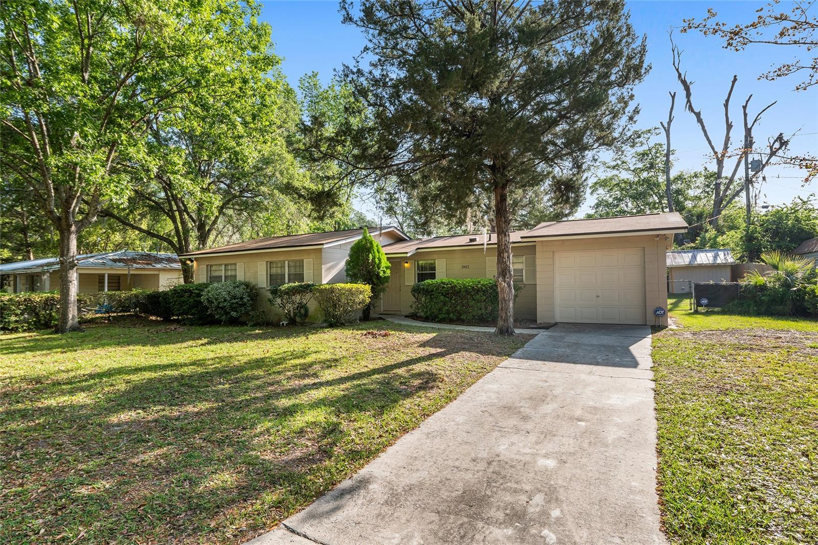 3411 NE 11TH TERRACE