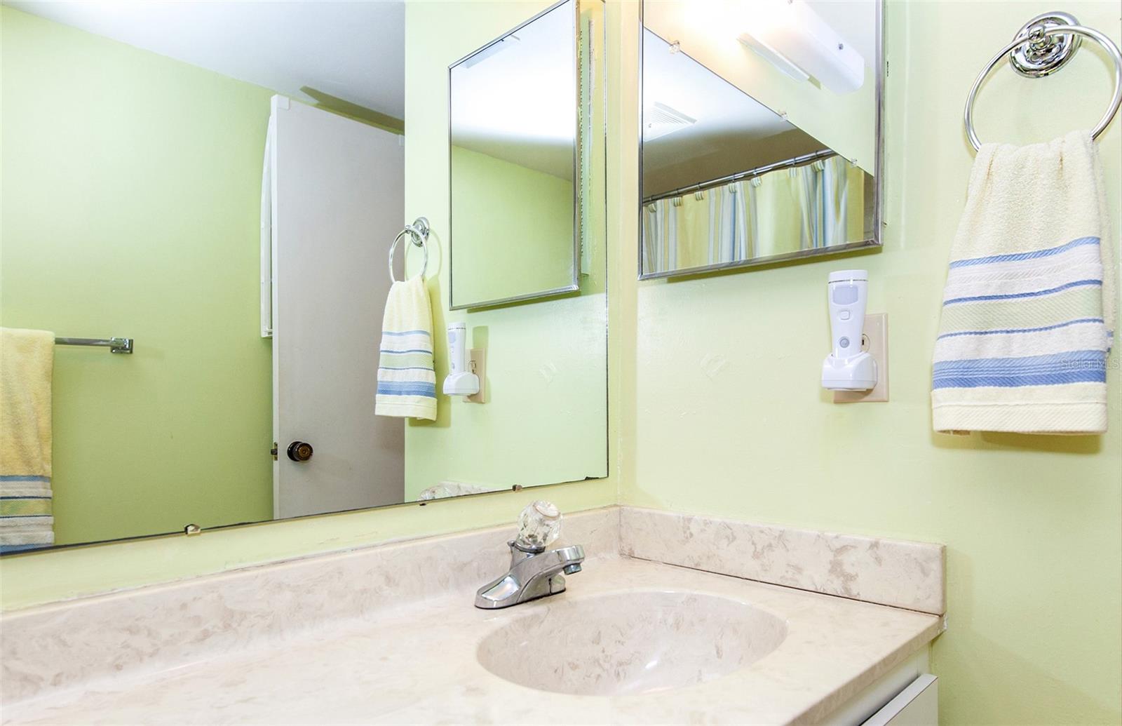 BIRD BAY II - Residential