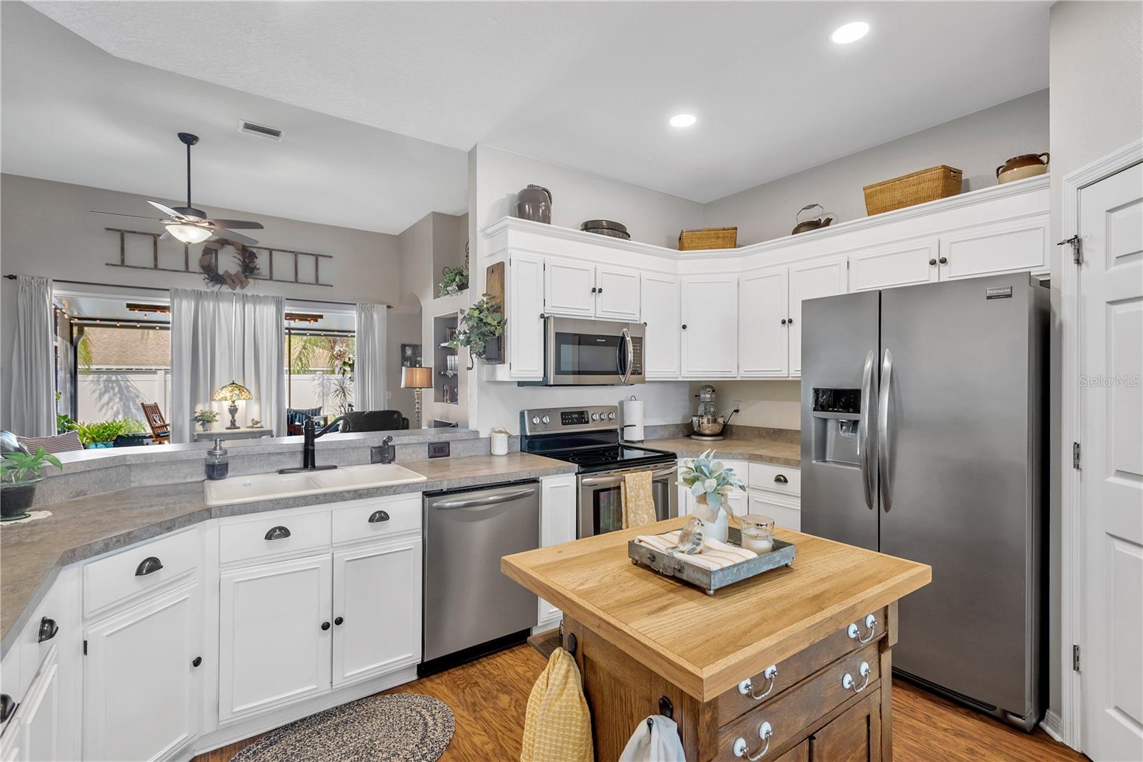 RANDOM OAKS PH 2 UNIT 1 - Residential