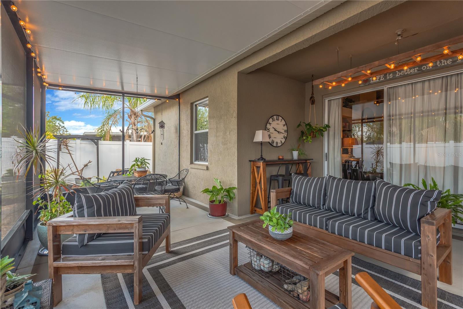 RANDOM OAKS PH 2 UNIT 1 - Residential