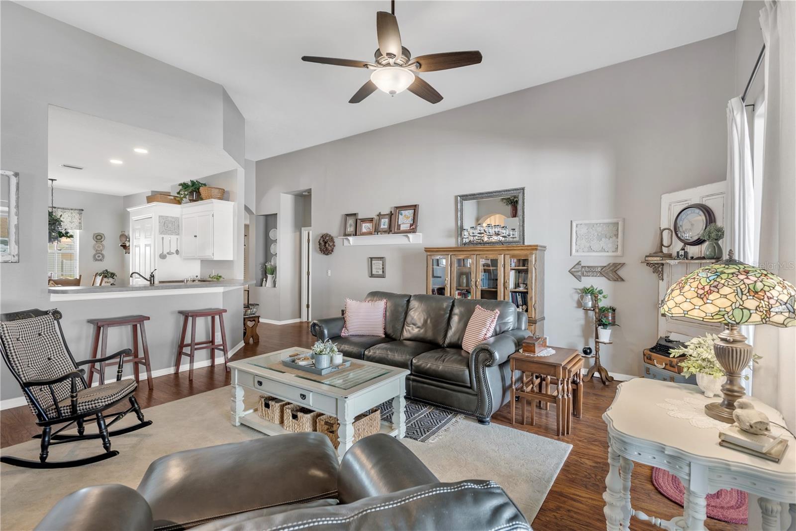 RANDOM OAKS PH 2 UNIT 1 - Residential