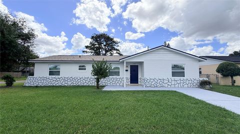 Photo of 4106 Kingsbridge Drive, Orlando, FL 32839 (MLS # O6348029) Photo of 4106 Kingsbridge Drive, Orlando, FL 32839 (MLS # O6348029)