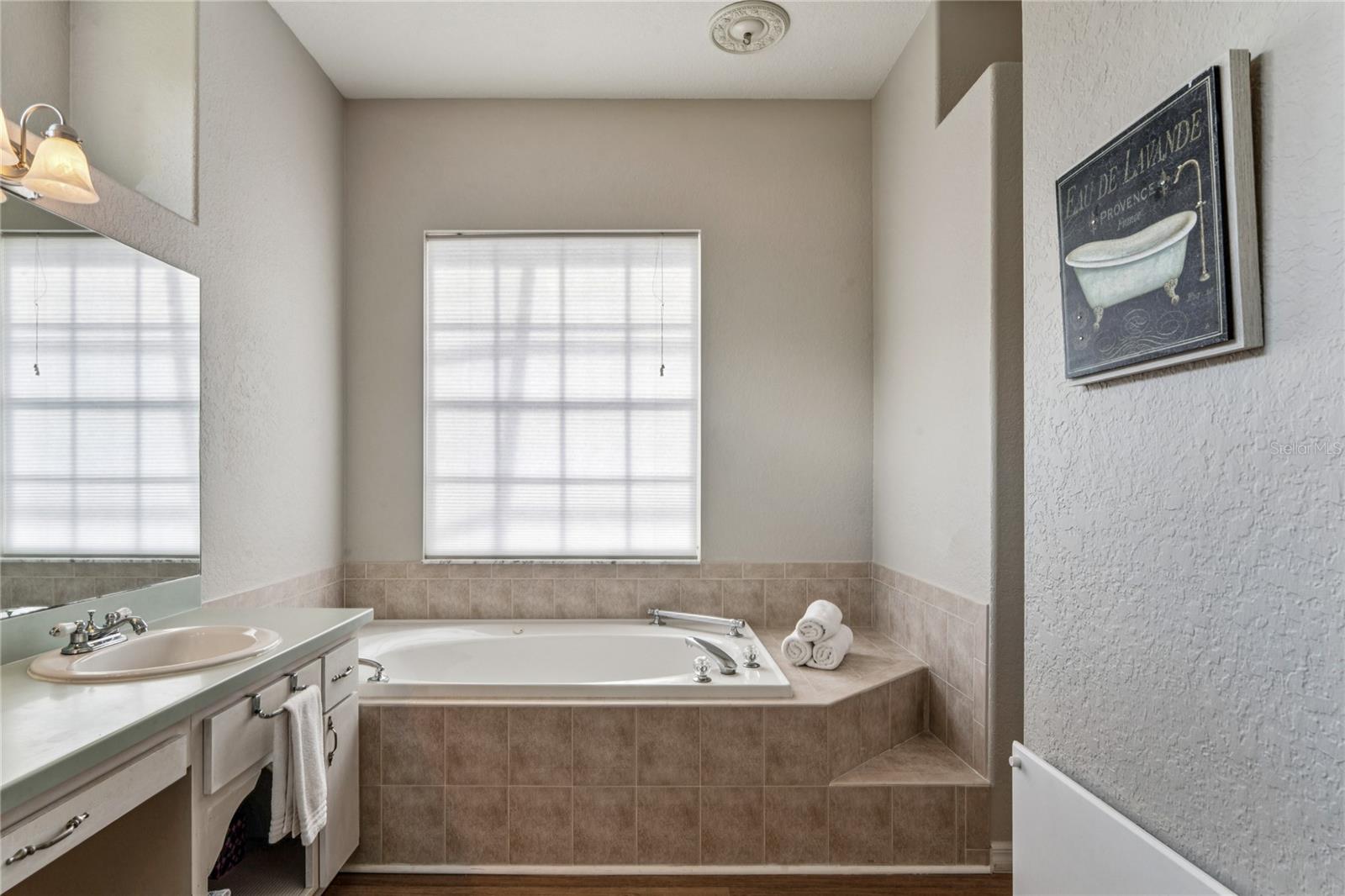 SILVERTHORN - Residential