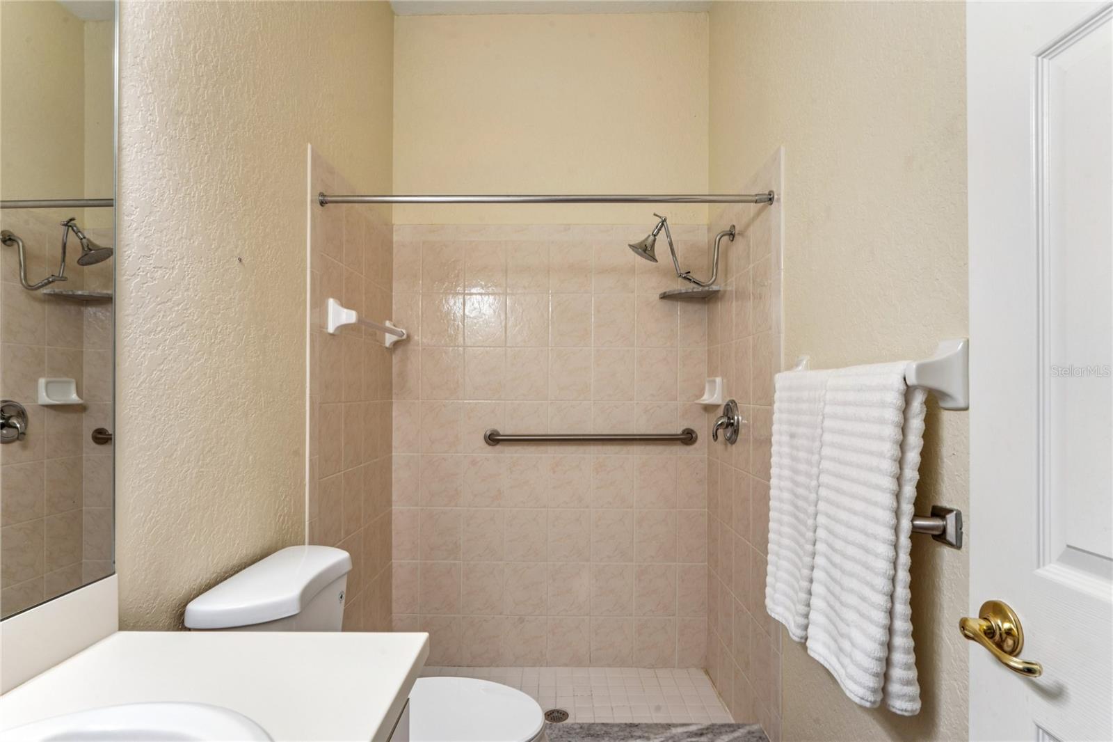 SILVERTHORN - Residential