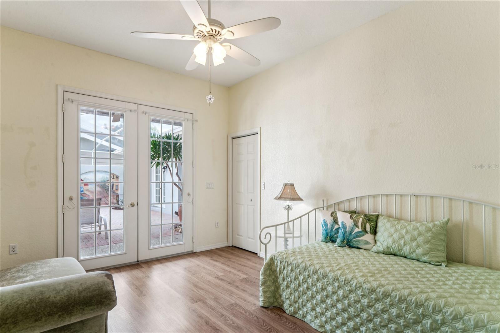 SILVERTHORN - Residential