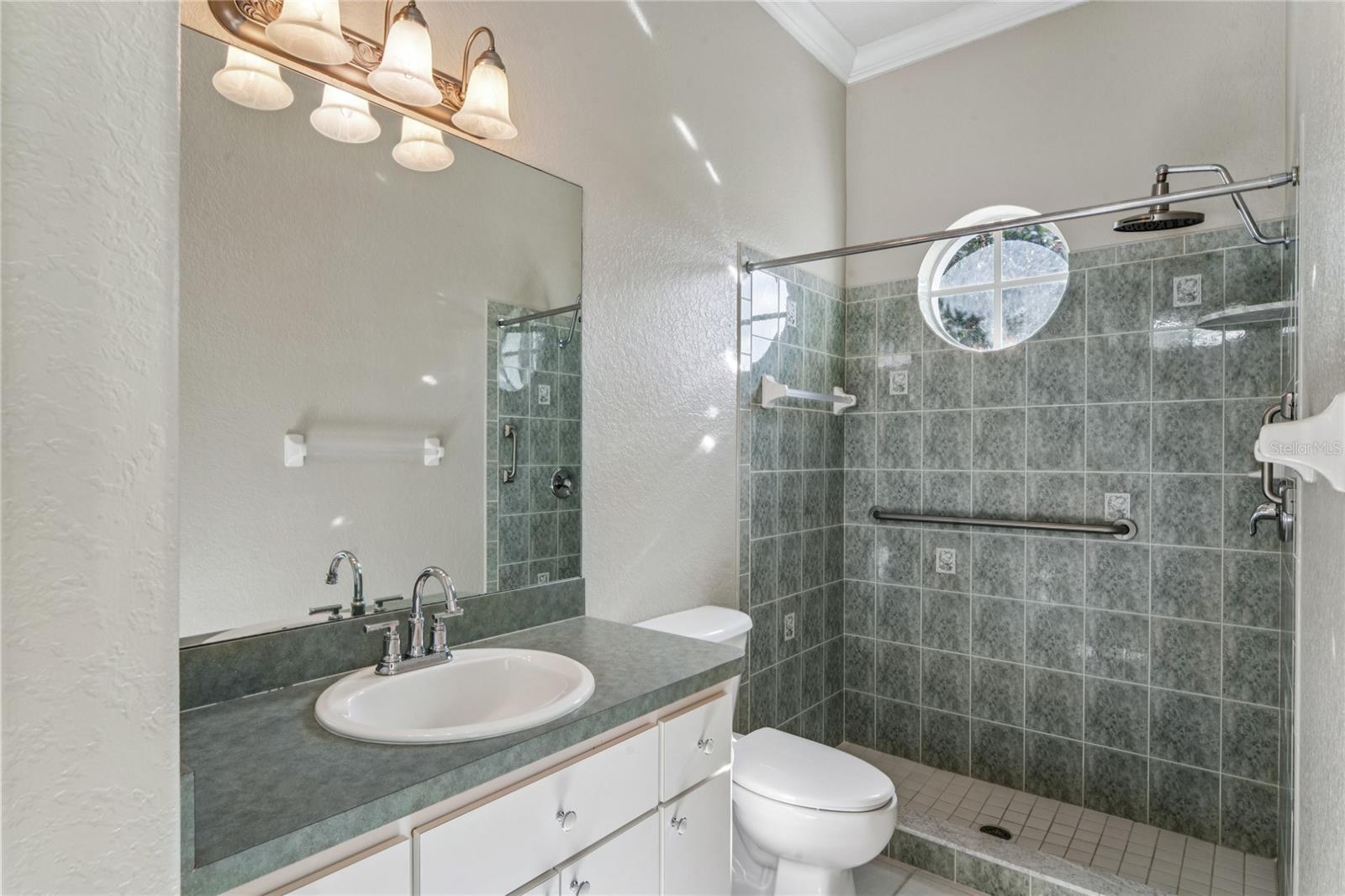 SILVERTHORN - Residential