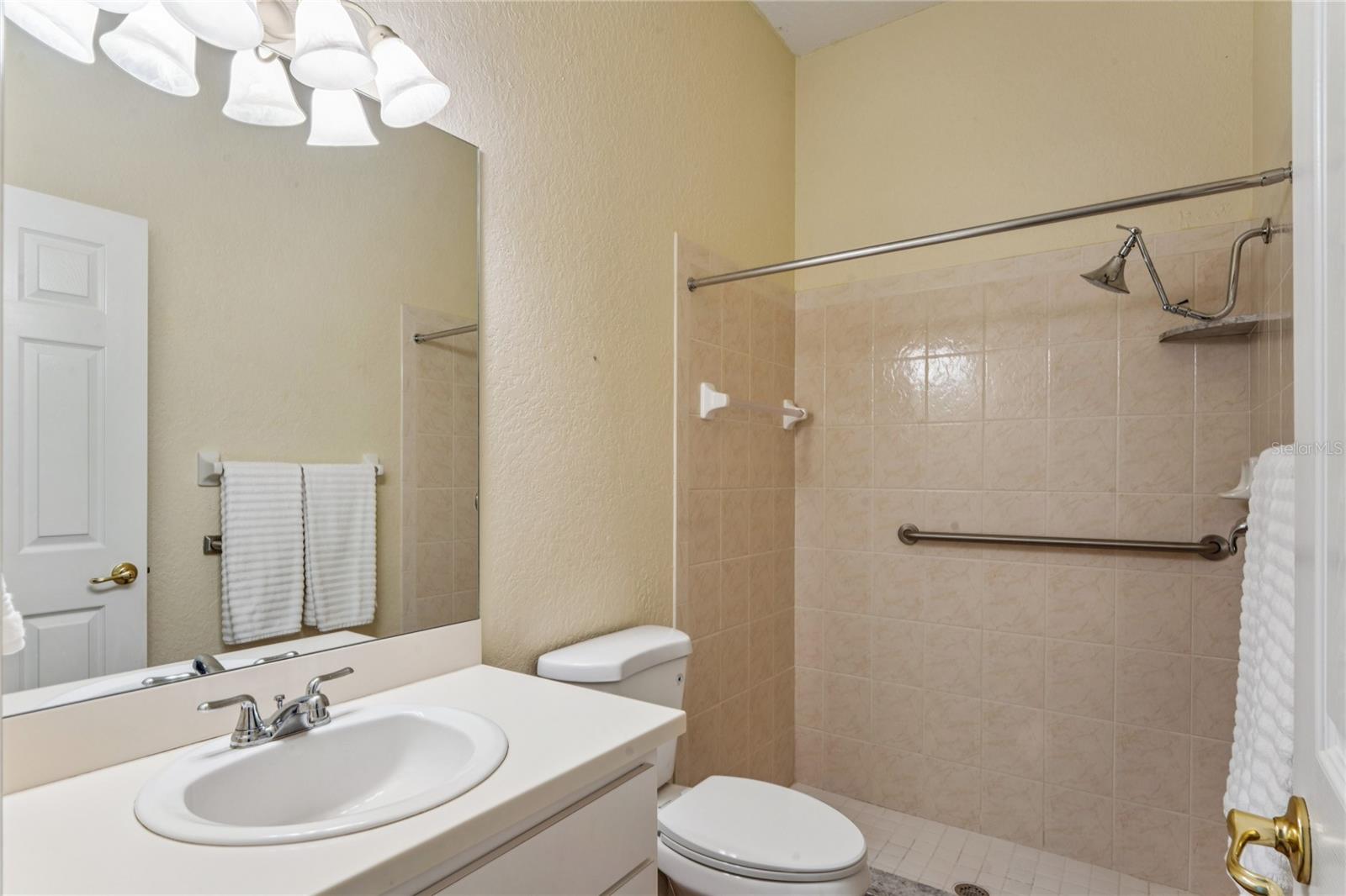 SILVERTHORN - Residential