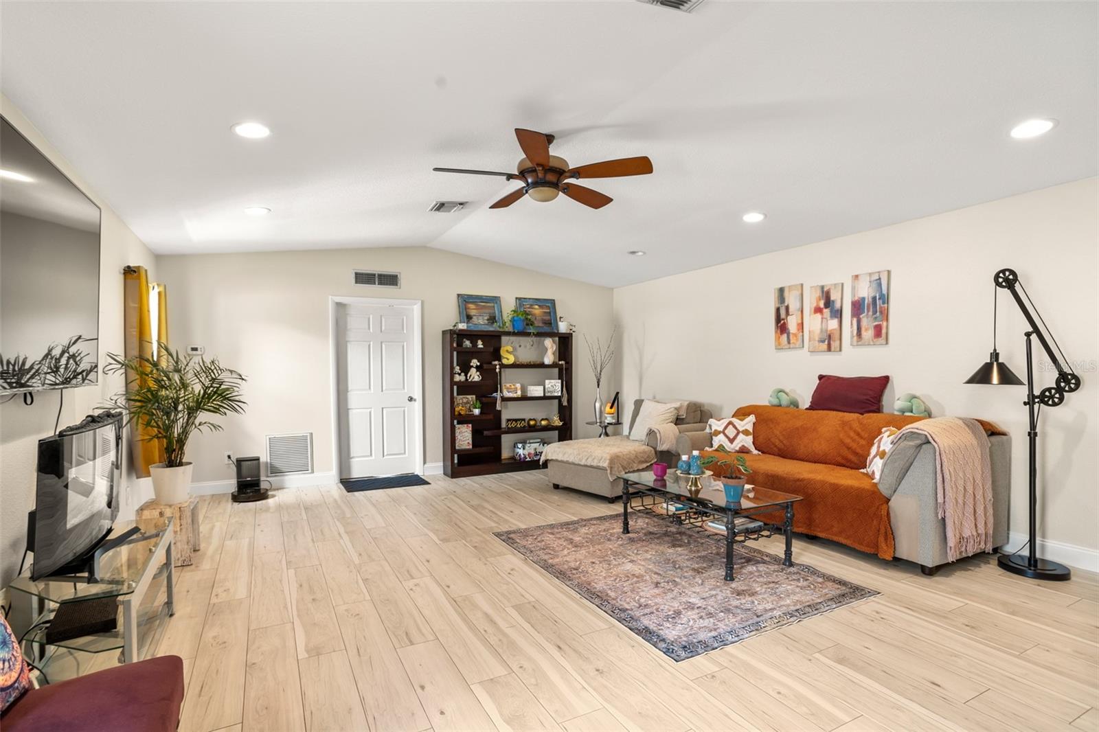 SKYVIEW TERRACE 3RD ADD - Residential