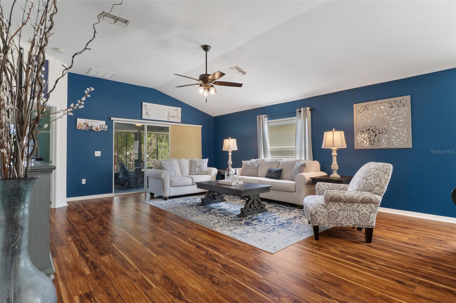 18735 ROLLING HILLS LOOP
